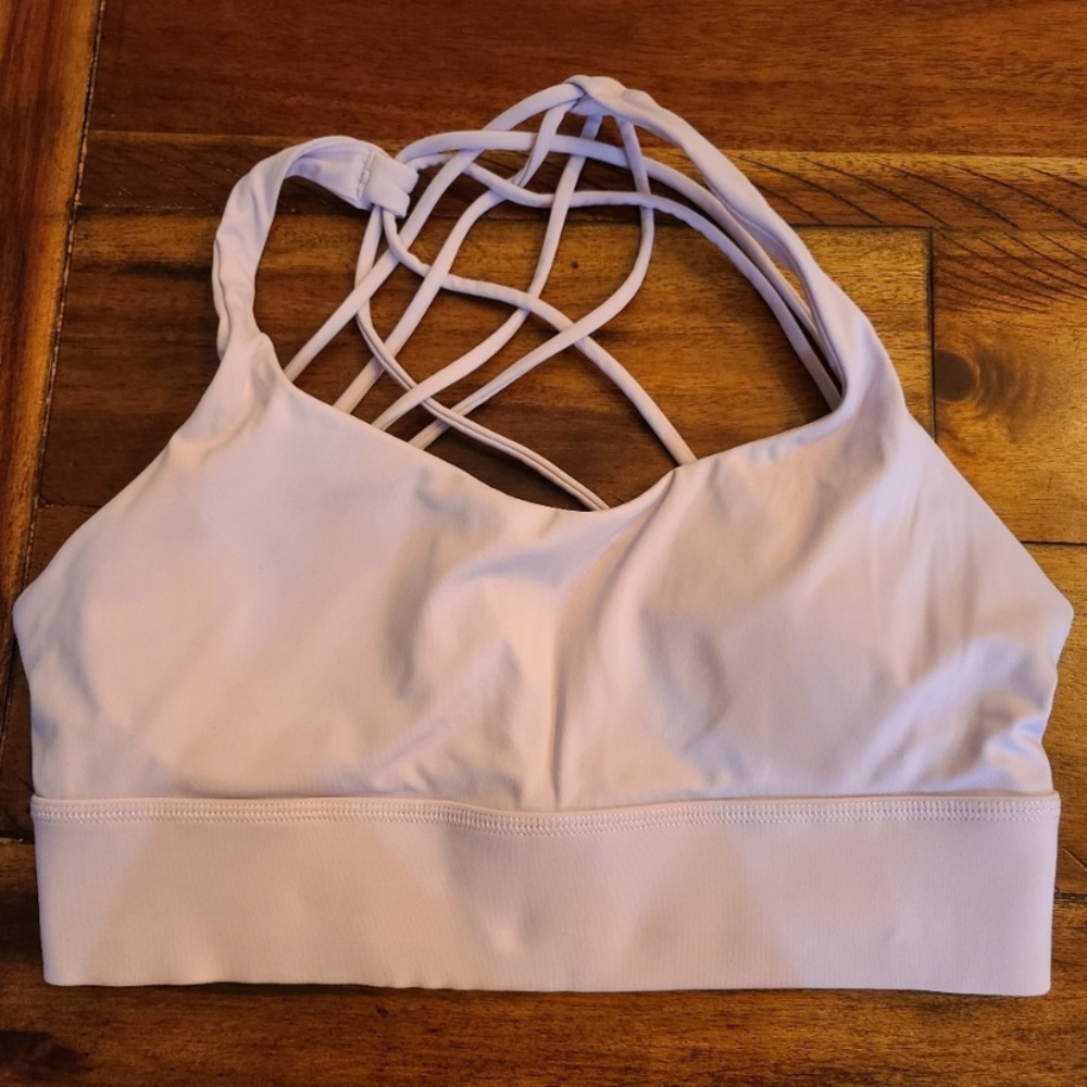 Lululemon Athletica Light Purple Strappy Sports Bra size 6